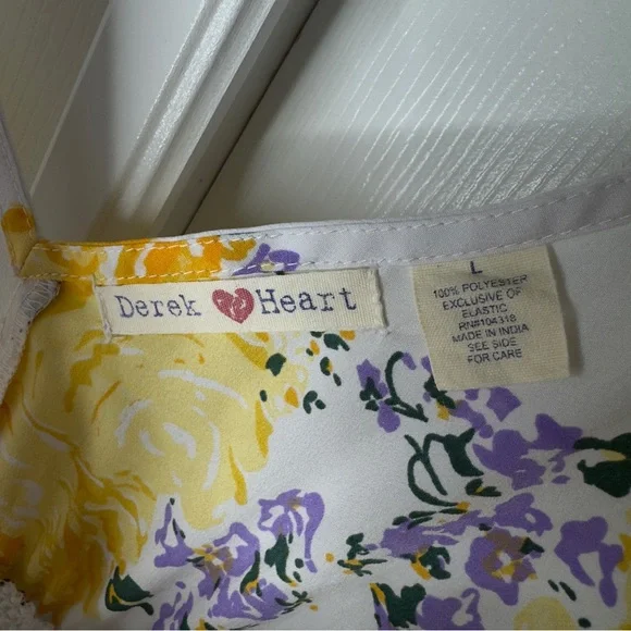 Floral Sleeveless Dress - Picture 2 of 2